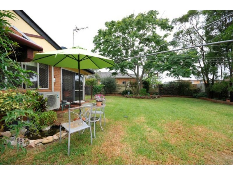 4 Ganzer Street, Rockville QLD 4350