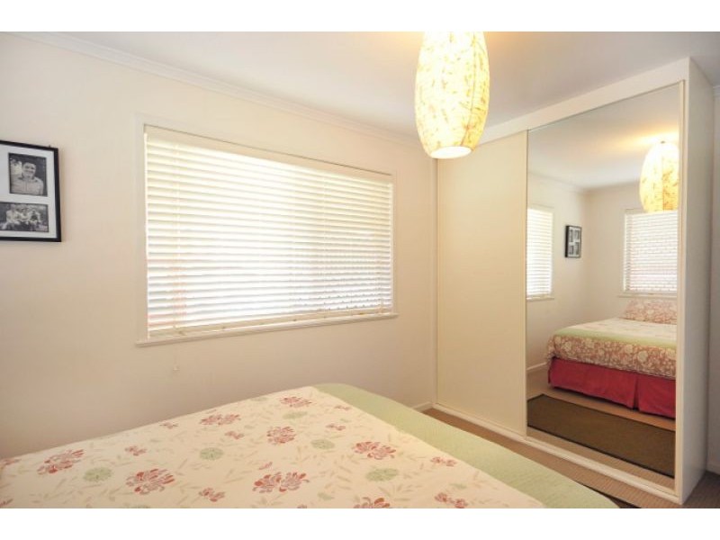 4 Ganzer Street, Rockville QLD 4350