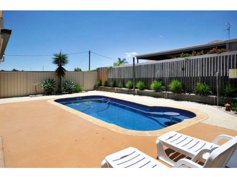 6 Bunya street, Kearneys Spring QLD 4350
