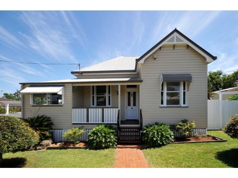 13 Belgium street, South Toowoomba QLD 4350