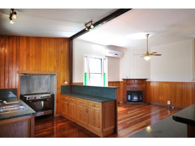 13 Belgium street, South Toowoomba QLD 4350