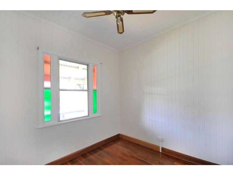 13 Belgium street, South Toowoomba QLD 4350