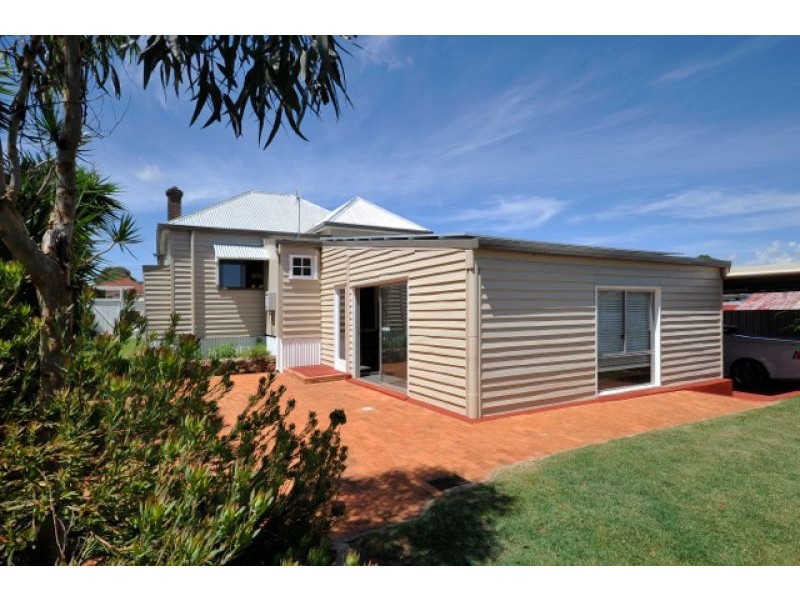 13 Belgium street, South Toowoomba QLD 4350