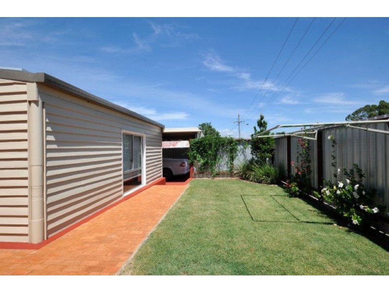 13 Belgium street, South Toowoomba QLD 4350