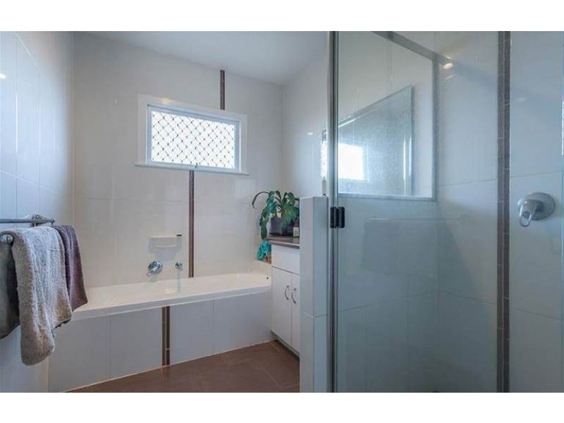 229 North street, Rockville QLD 4350