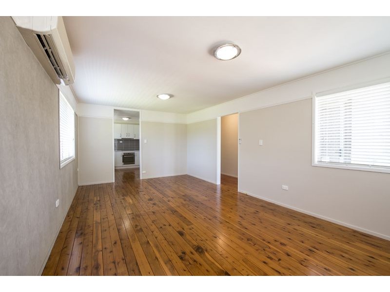 22 Cleary Street, Centenary Heights QLD 4350