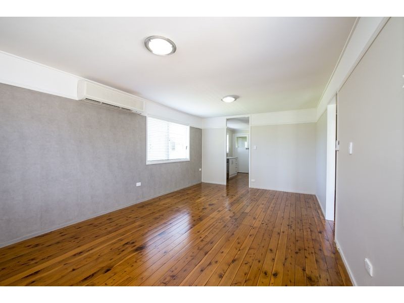 22 Cleary Street, Centenary Heights QLD 4350