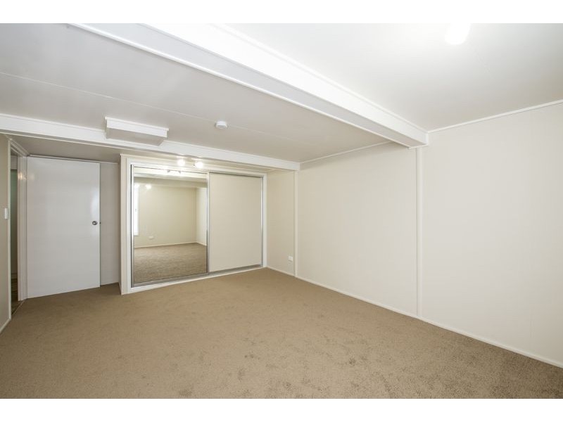 22 Cleary Street, Centenary Heights QLD 4350