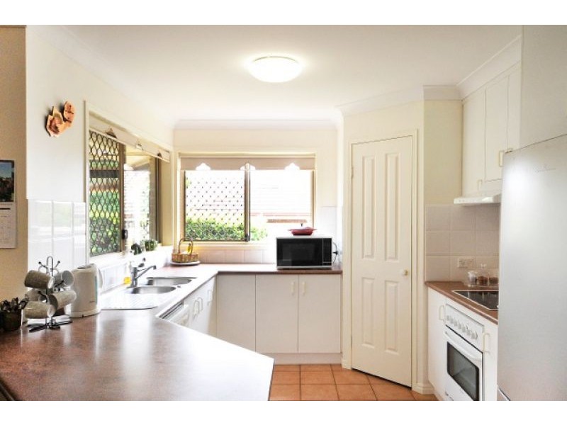 49 Nash Drive, Glenvale QLD 4350