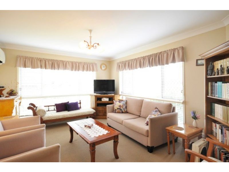 49 Nash Drive, Glenvale QLD 4350