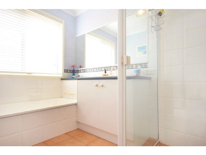 49 Nash Drive, Glenvale QLD 4350