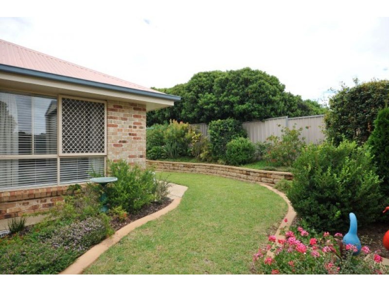 49 Nash Drive, Glenvale QLD 4350