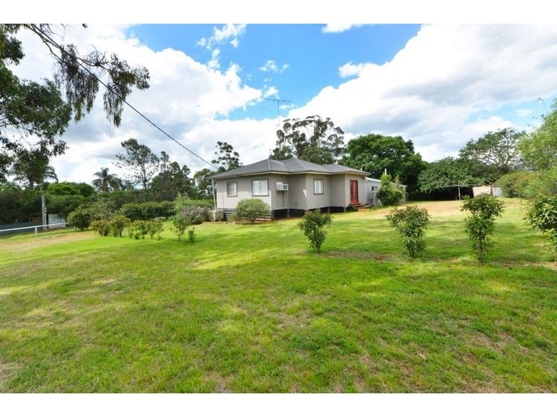 71 Kratzke Road, Highfields QLD 4352
