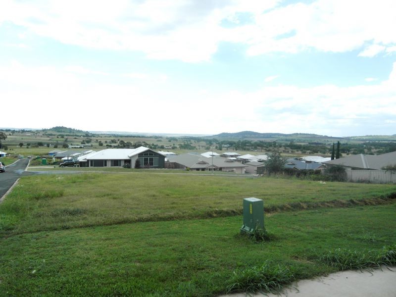 16 Jay Street, Westbrook QLD 4350