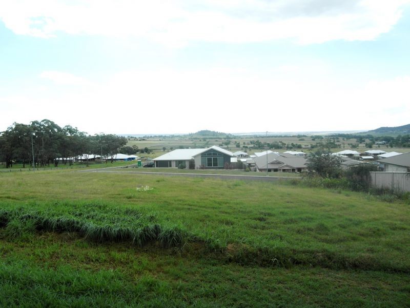 16 Jay Street, Westbrook QLD 4350