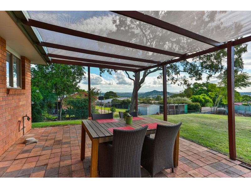 3 Tea Tree Court, Newtown QLD 4350