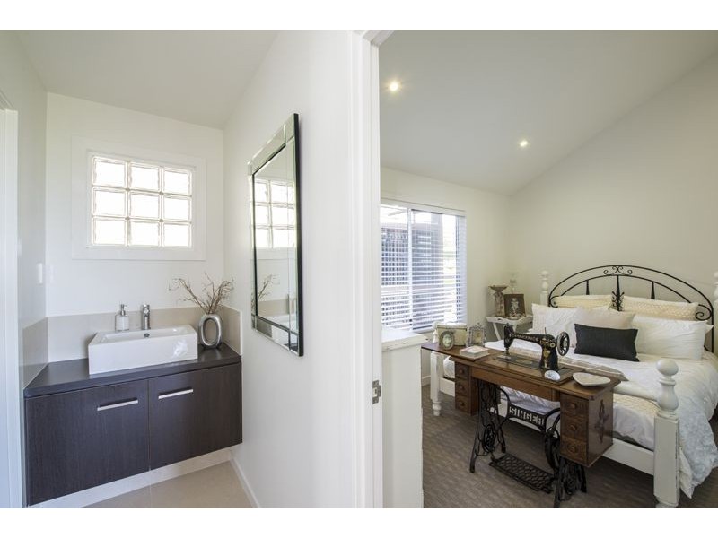 46 Panorama Crescent, Prince Henry Heights QLD 4350