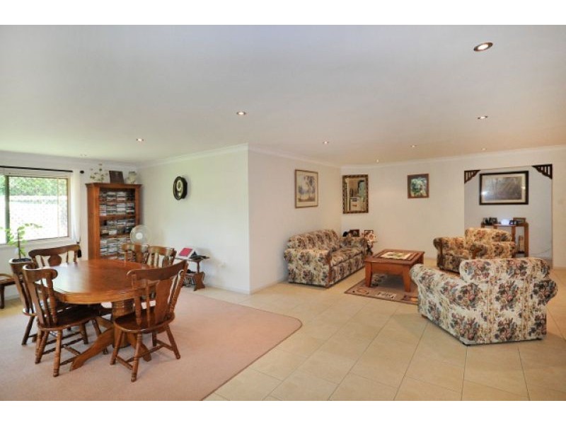 19B Kratzke Road, Highfields QLD 4352