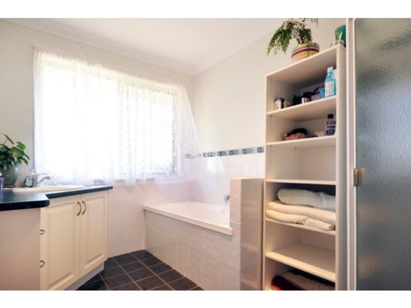 19B Kratzke Road, Highfields QLD 4352