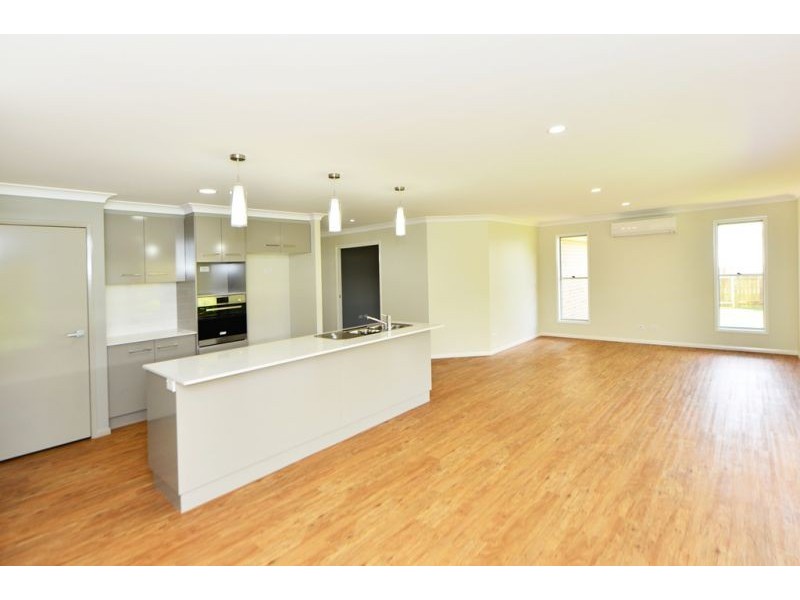 9 Oval Street, Kleinton QLD 4352