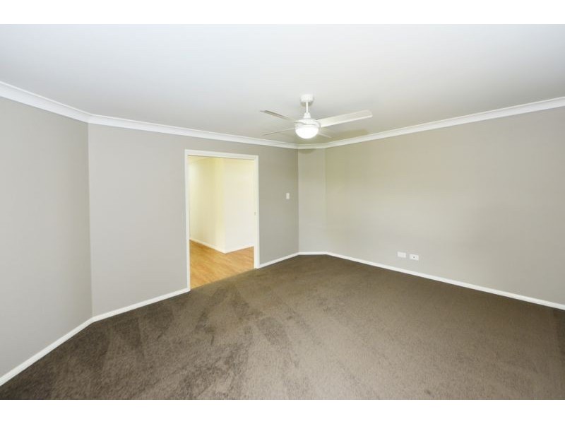 9 Oval Street, Kleinton QLD 4352