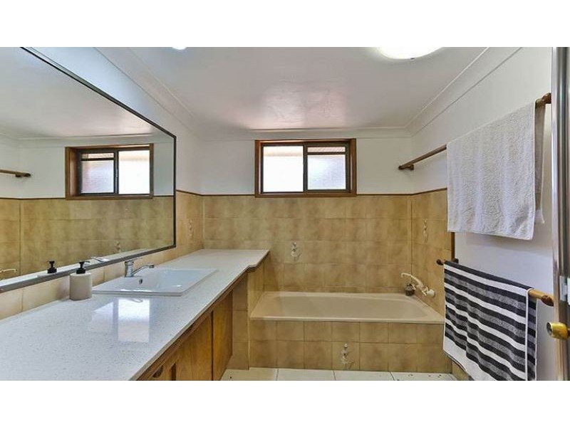 56 Newport Road, Headington Hill QLD 4361