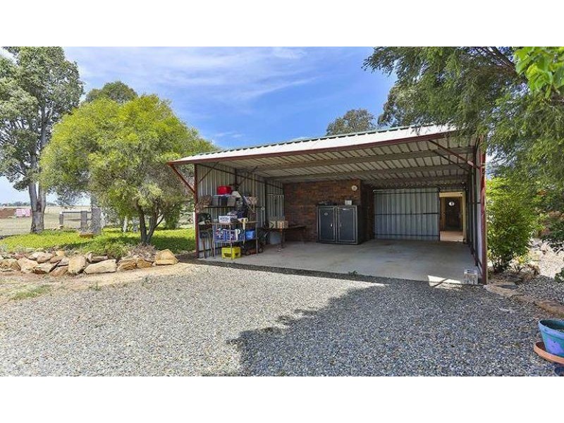 56 Newport Road, Headington Hill QLD 4361