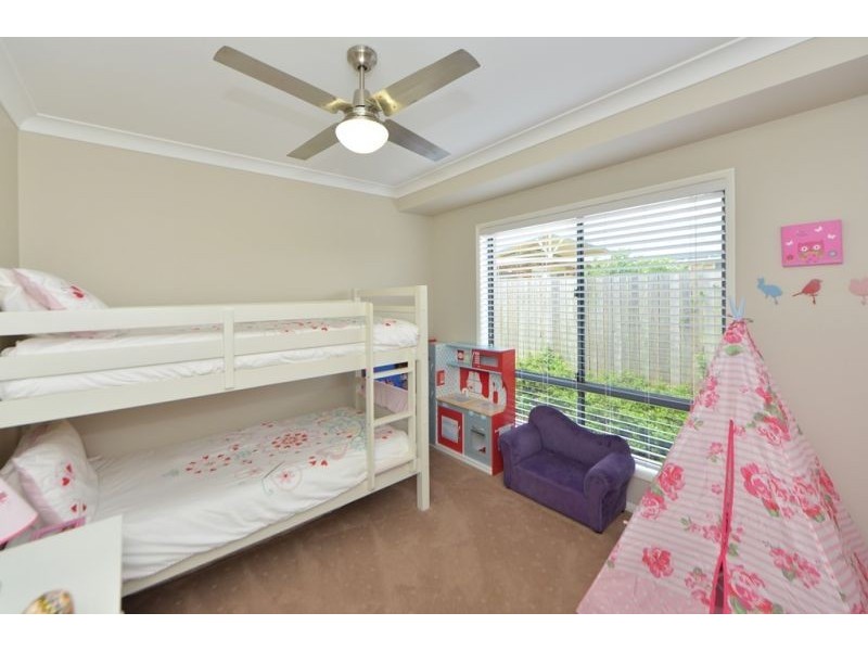 2 Prospect Terrace, Highfields QLD 4352