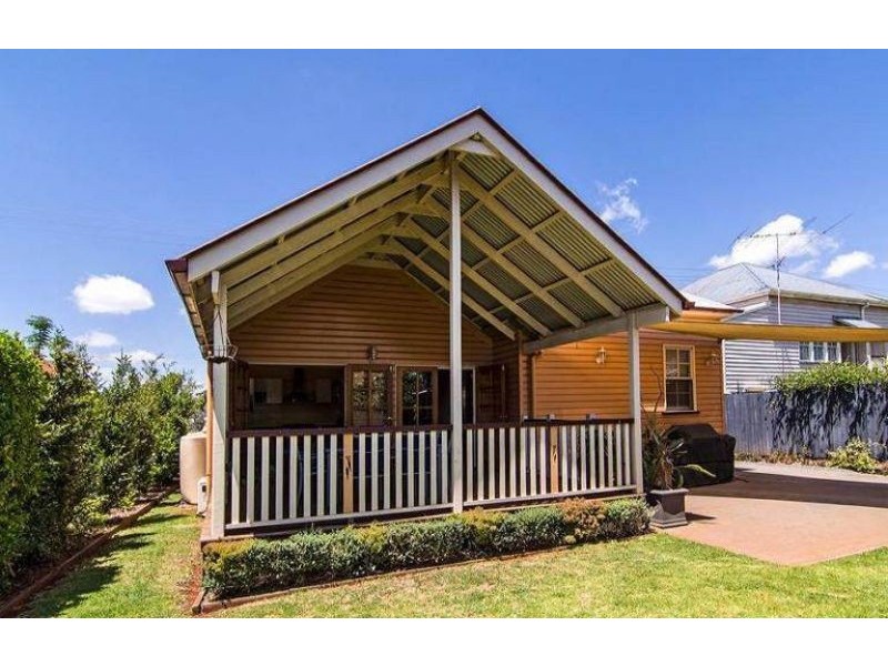 5 Vacy Street, Newtown QLD 4350