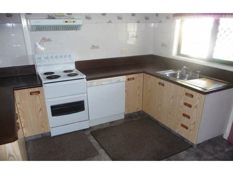 10 Goode Street, Newtown QLD 4350