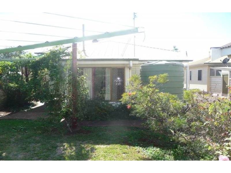 10 Goode Street, Newtown QLD 4350