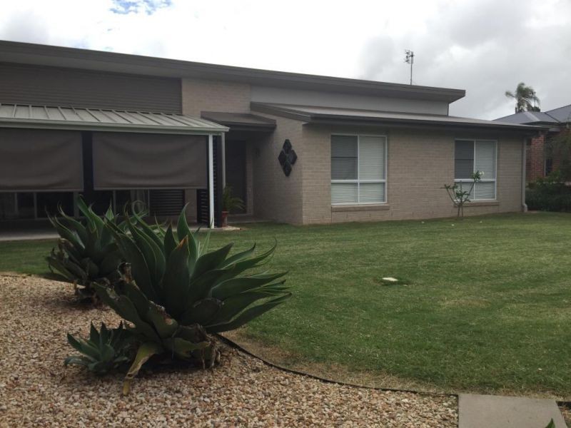 8b Dodd Street, Newtown QLD 4350