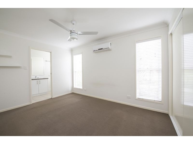 8b Dodd Street, Newtown QLD 4350