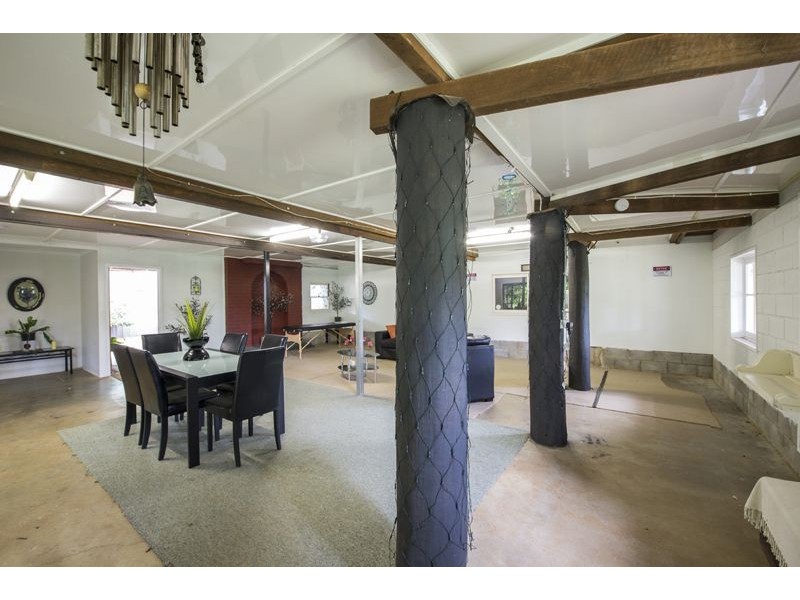 10 Gladstone Street, Newtown QLD 4350