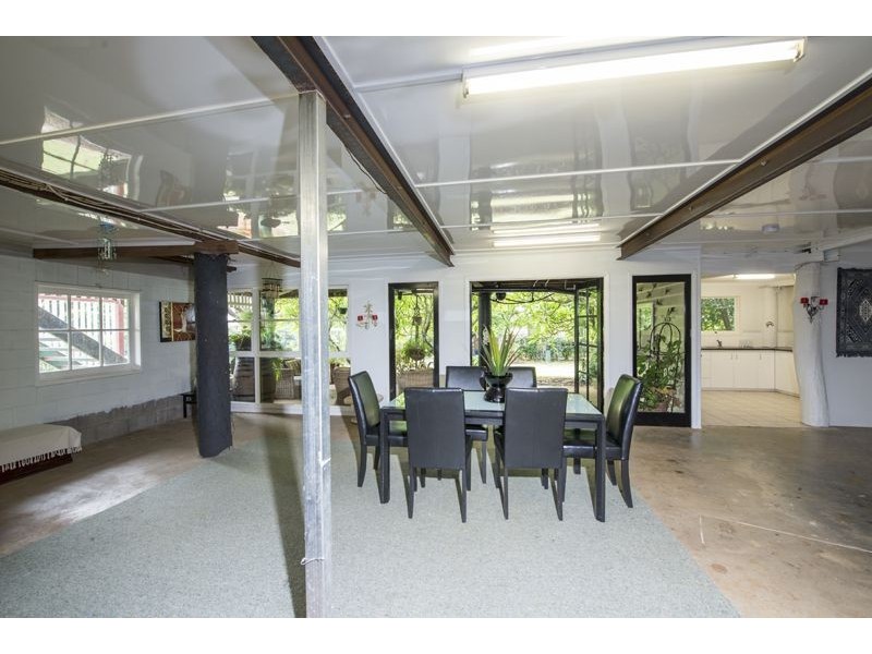 10 Gladstone Street, Newtown QLD 4350