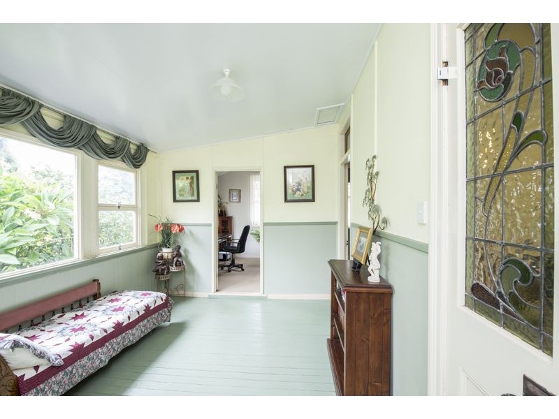 10 Gladstone Street, Newtown QLD 4350