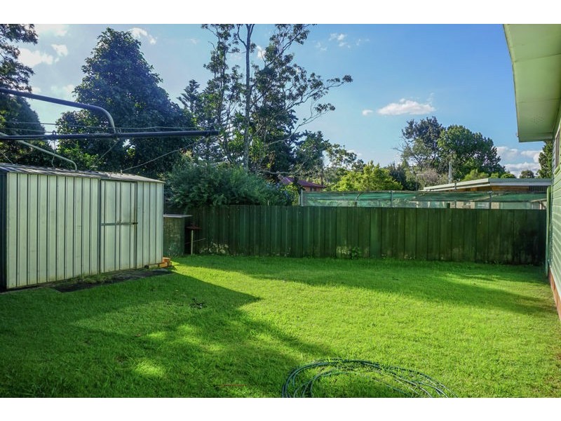 17 Talinga Street, Mount Lofty QLD 4350