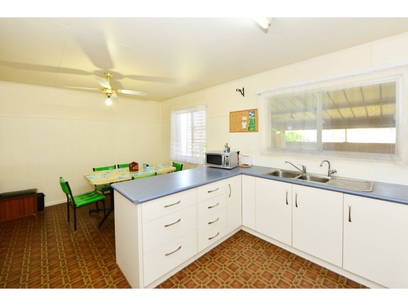 15 Brown Street, Rockville QLD 4350