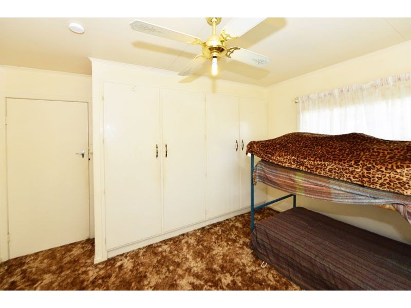 15 Brown Street, Rockville QLD 4350