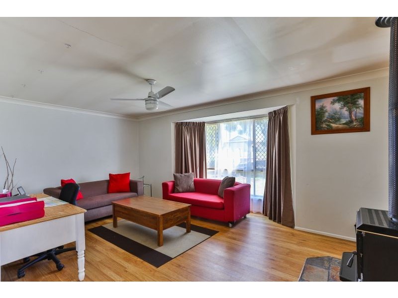 25 Newman Road, Wyreema QLD 4352