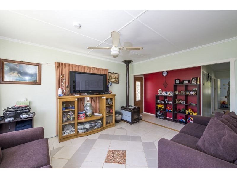 6 Robsart Street, North Toowoomba QLD 4350