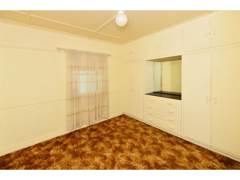 291 West Street, Harristown QLD 4350