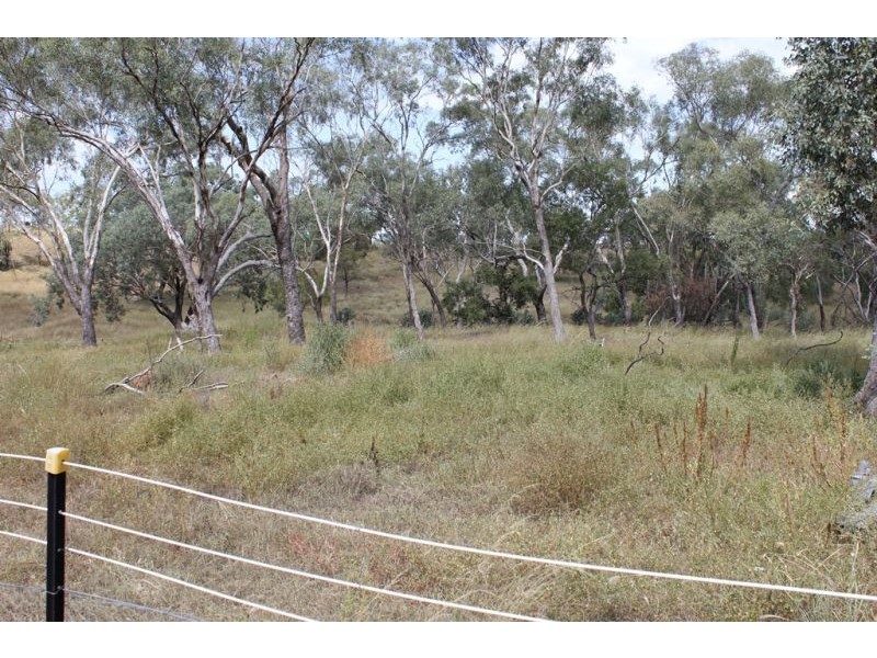 35 Langton Crescent, Oakey QLD 4401