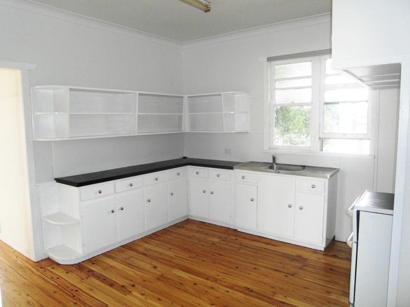 22 Victory Street, Newtown QLD 4350