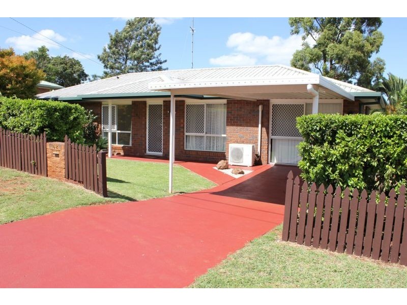 42 Redwood Street, Newtown QLD 4350