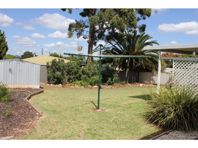 42 Redwood Street, Newtown QLD 4350