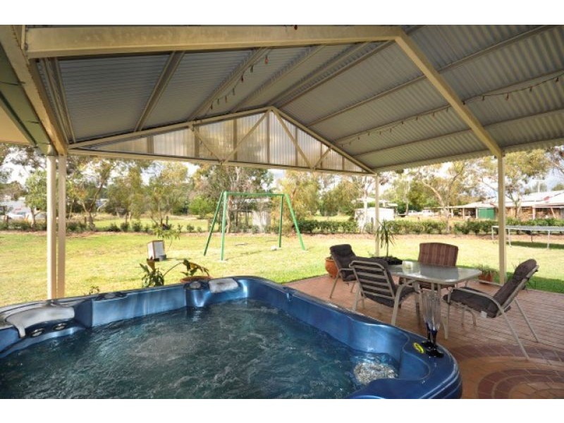 7 Mansel Drive, Gowrie Junction QLD 4352