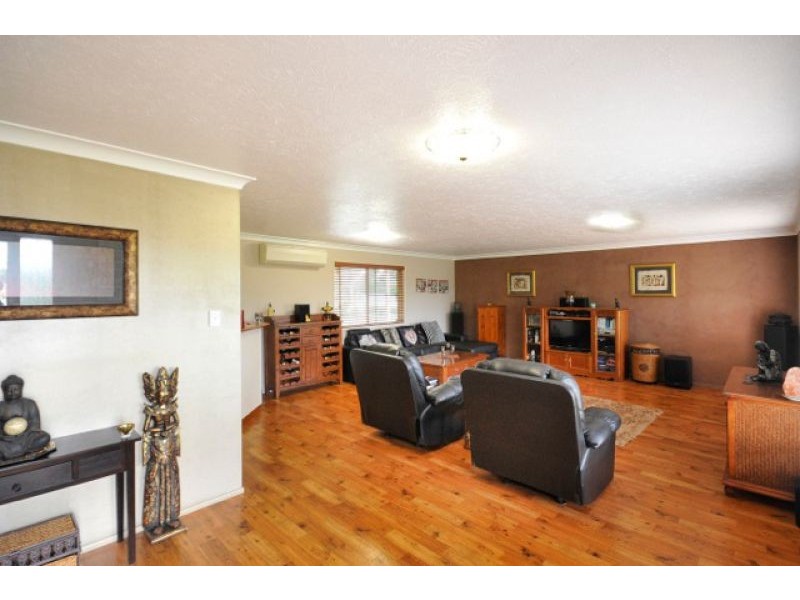 7 Mansel Drive, Gowrie Junction QLD 4352