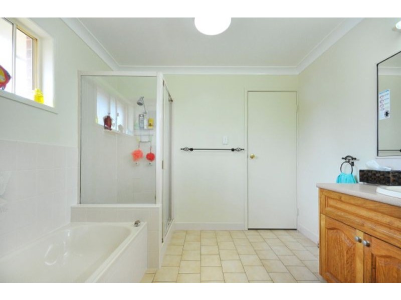7 Mansel Drive, Gowrie Junction QLD 4352