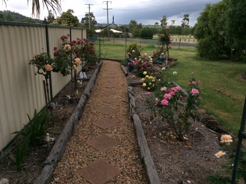 7 Mansel Drive, Gowrie Junction QLD 4352